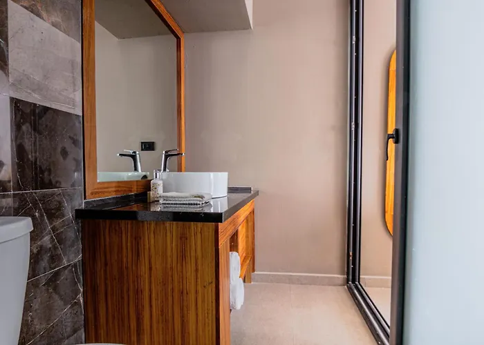 Lf Boutique Hotel *