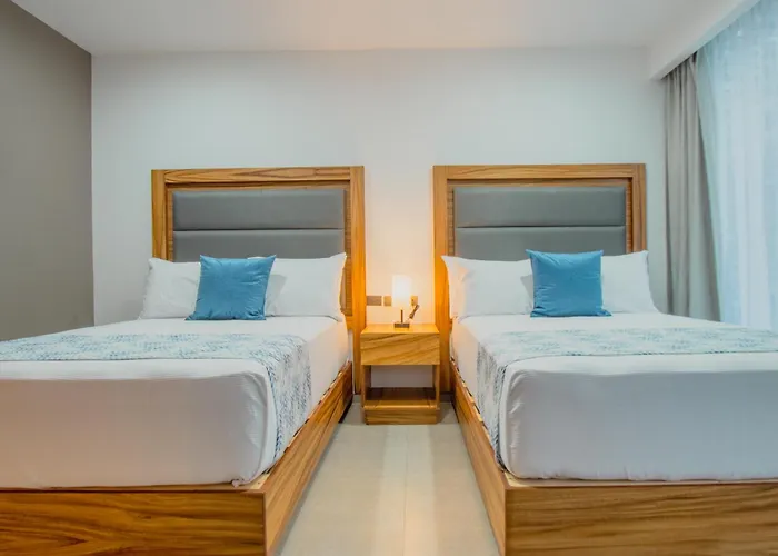 Lf Boutique Hotel *